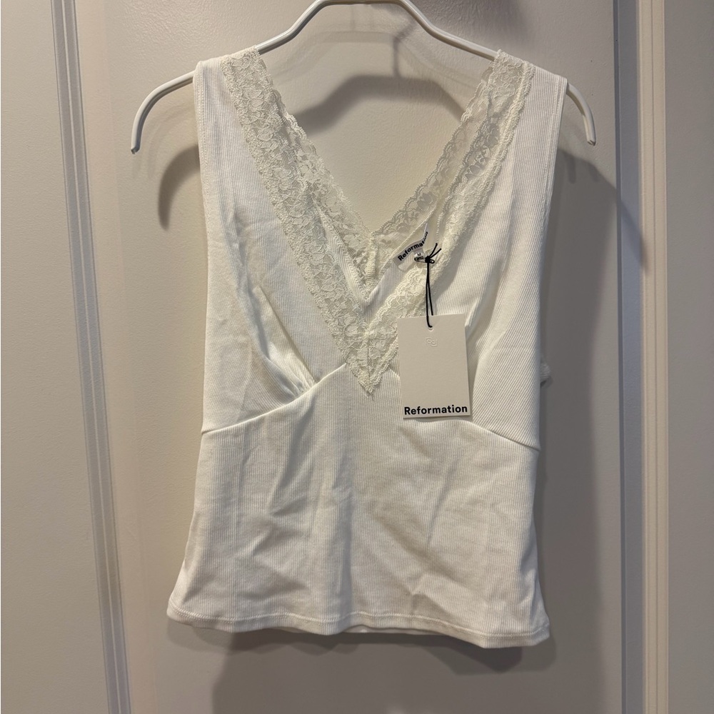 Reformation Lea Knit V-Neck Tank - Picture 2 of 4